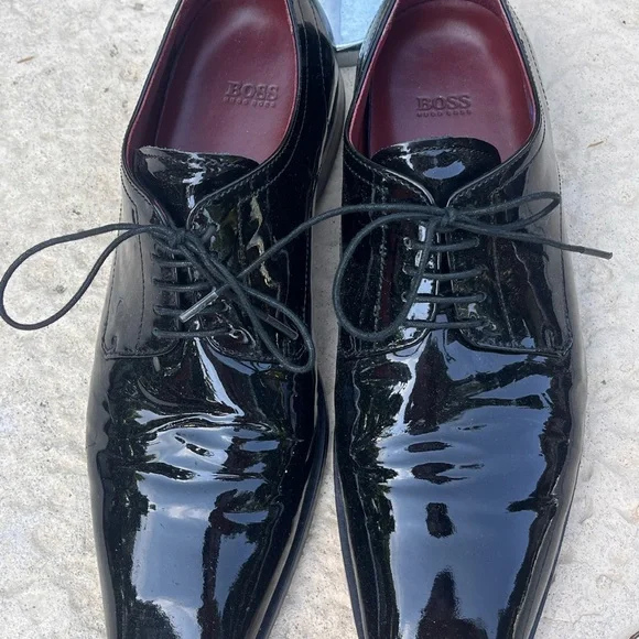 Hugo Boss Black Patent Leather Men's Shoes - Picture 6 of 6